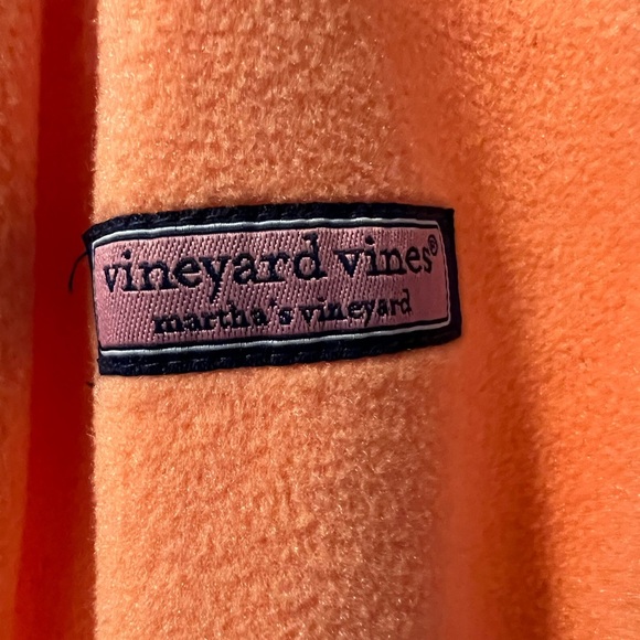 Vineyard Vines fleece orange vest size medium - Picture 3 of 5